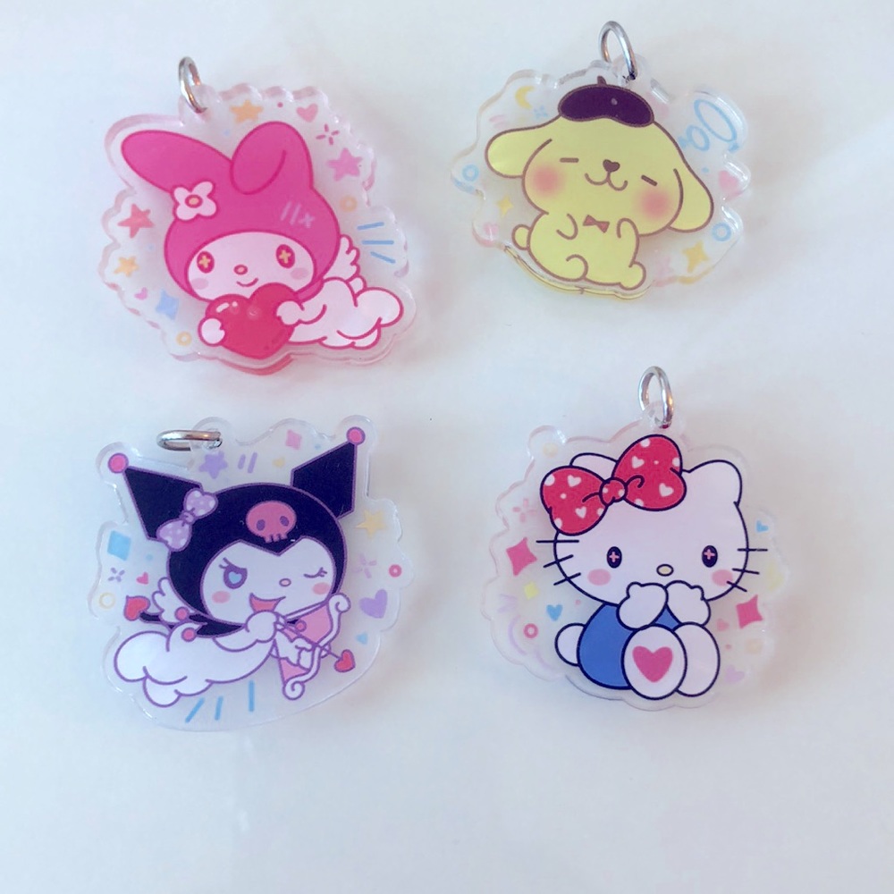 Sanrio Charm bundle ❤️